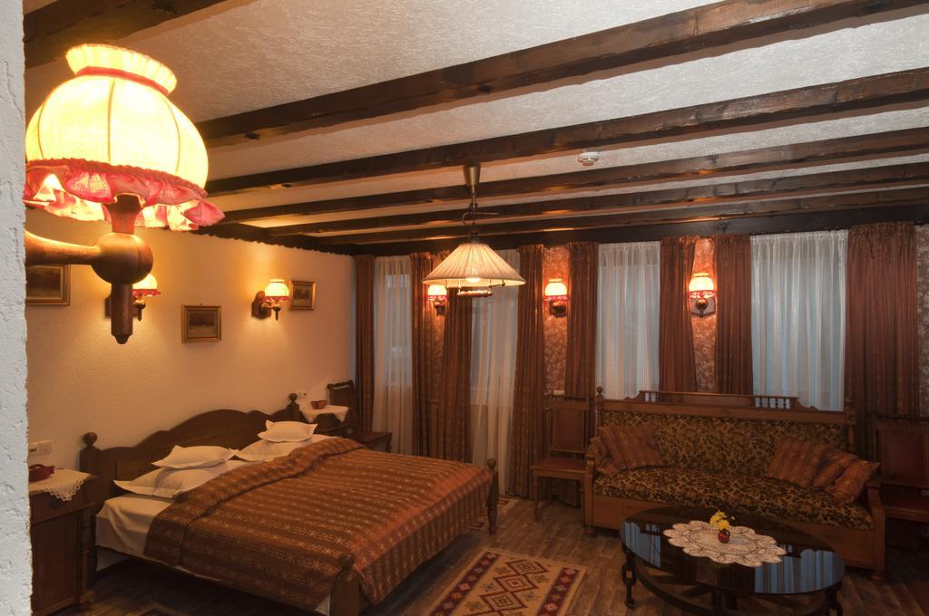 La Marele Moft Hotel Szlanik Szoba fotó